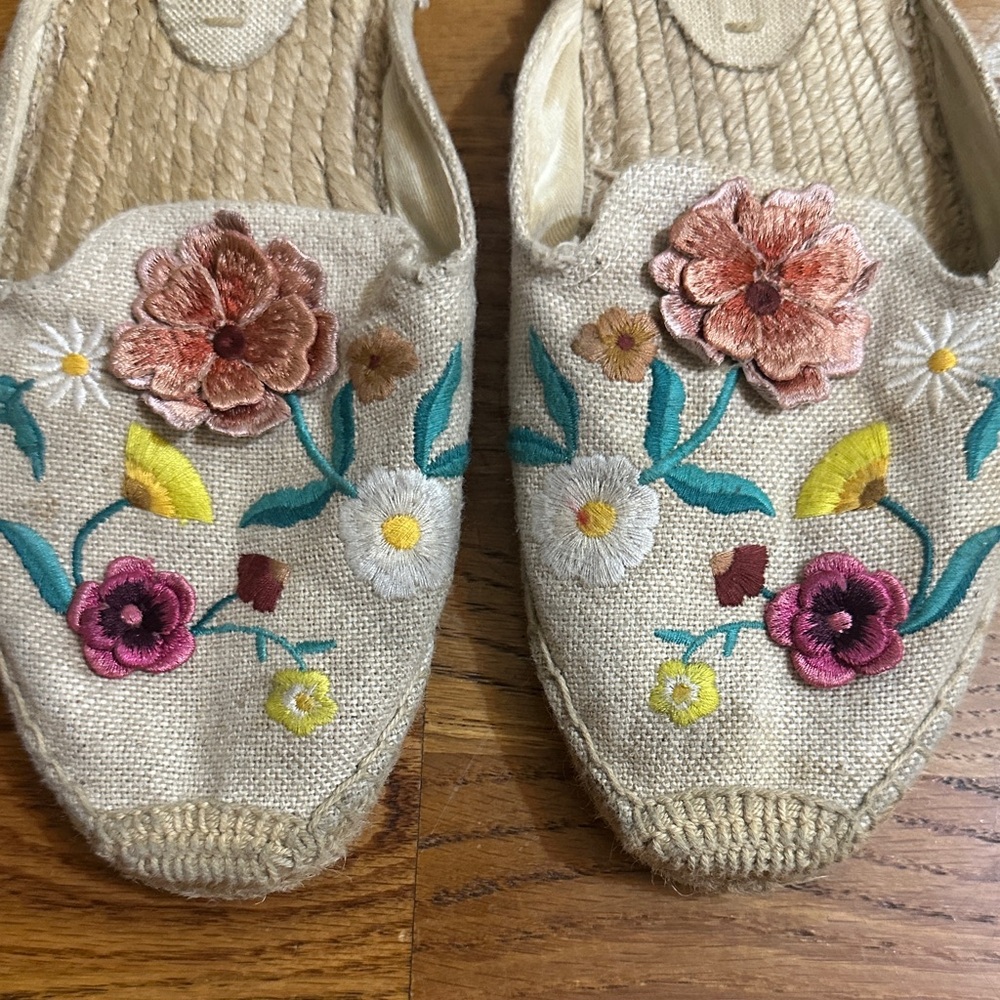 🛍️SALE🛍️ Soludos Rustic Flowers Espadrille Mule Shoes - Picture 3 of 5